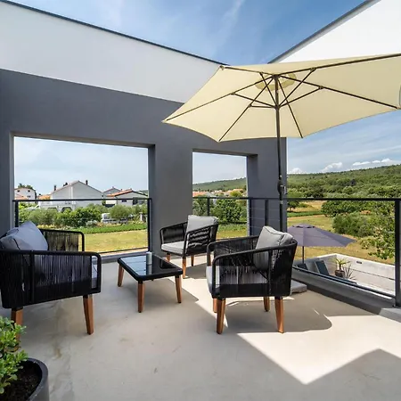 Apartament 1 Bedroom Gorgeous In
