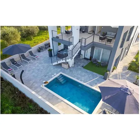 1 Bedroom Gorgeous In * Sukošan